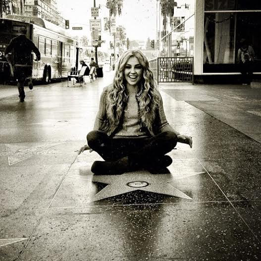 Thalia Thalia